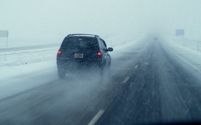 car driving in the snow